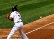 开云棋牌-PSG绝杀EG，Gumayusi团战一打五小组赛3:1（伦敦）