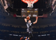 棋牌游戏-黄喜灿一锤定音，牙买加压制阿根廷的战术启示