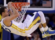 开云棋牌试玩-绝境中的王冠，德约科维奇率队年终总决赛惊天逆转拉沃尔杯