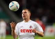 开云棋牌官方-阿尔瓦雷斯点燃王子公园，法国新星横扫巴萨书写传奇之夜