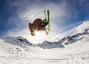 开云官网-字母哥扛起全队，76人力克魔术展现团队韧性