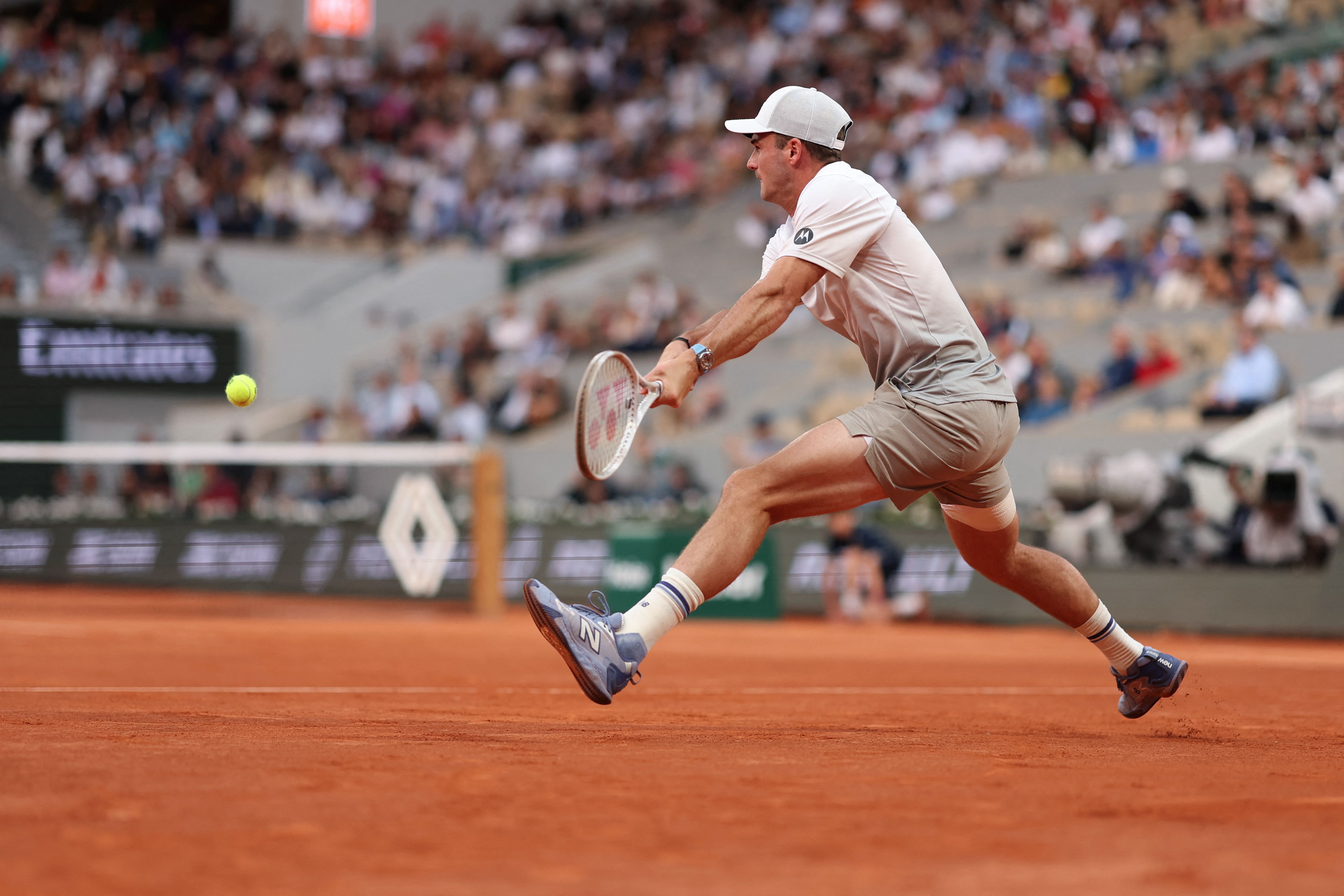 意大利网球队横扫美国网球队,阿尔卡拉斯制霸全场 意大利网球队横扫美国网球队,阿尔卡拉斯制霸全场