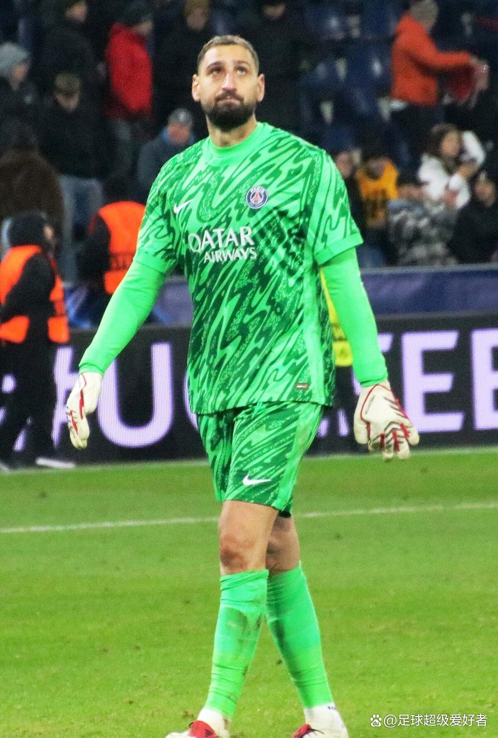 关于巴黎圣日耳曼盯上世界级射手，欲引进强援的信息